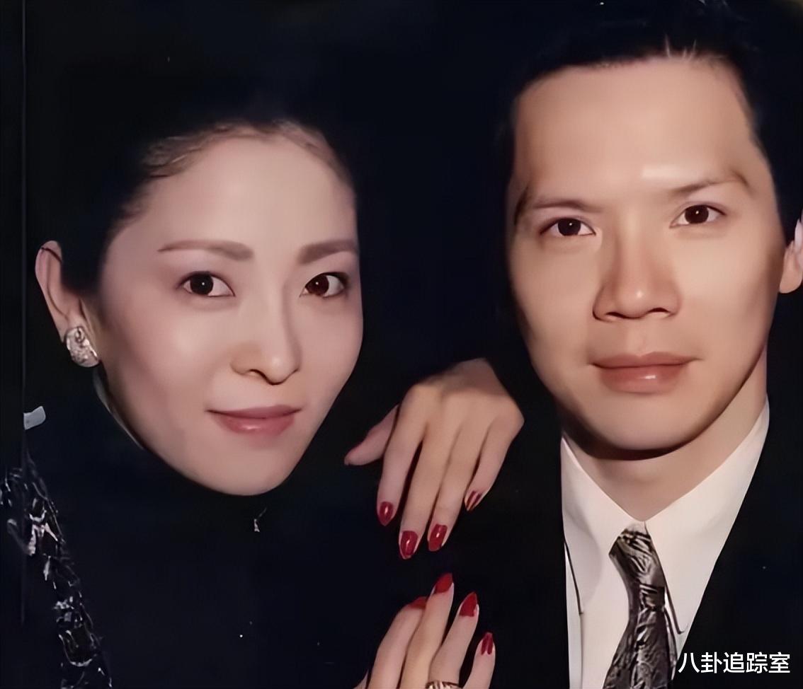 向太|向太带货首秀销售额破5亿，卖床垫翻车，郭碧婷与向佐被曝未领证