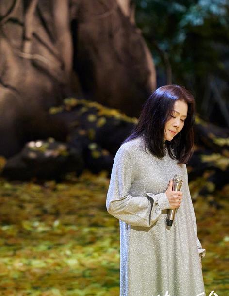 田震|田震：橘子洲现场办公，就第3期《时光音乐会》演唱曲目实地对接