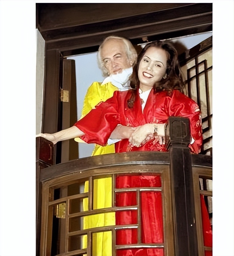 韦唯|“歌坛天后”韦唯：因跨国婚姻被冻结资产，星途惨淡综艺一轮游