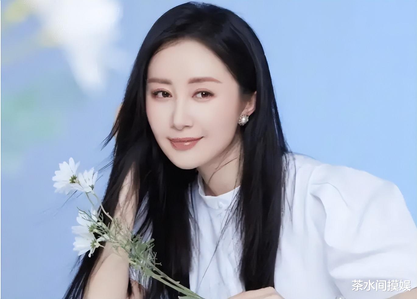 刘亦菲|明明年纪不大,却总让人以为40多岁,这6位女星长得太“显老”?