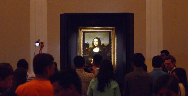 蒙娜丽莎|《蒙娜丽莎》中到底有多少秘密?放大30倍后,看她眼睛里有啥