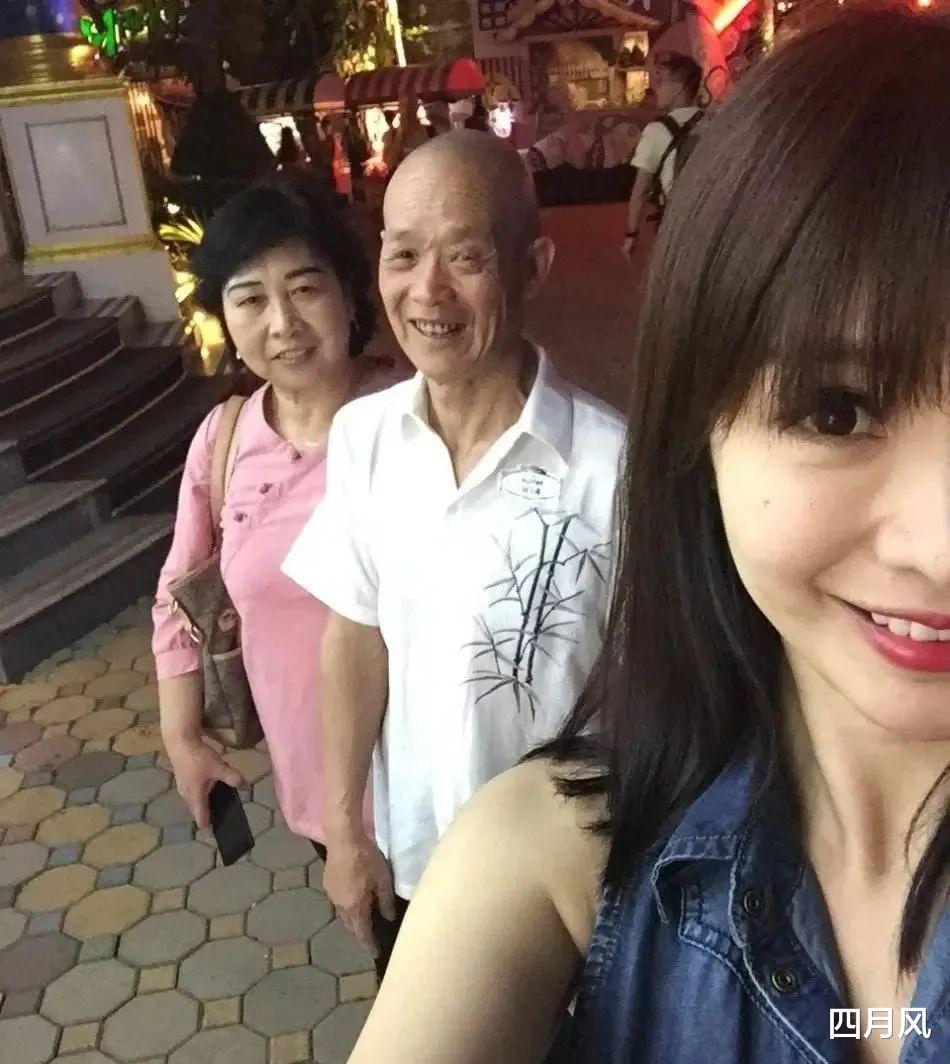 柳岩|42岁柳岩当街热舞无人识！被嘲“借胸上位”，参加相亲没人要