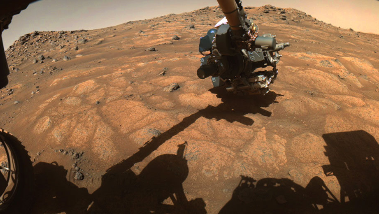 科学家说,毅力号探测器探索火星很顺利,继续期待新成果