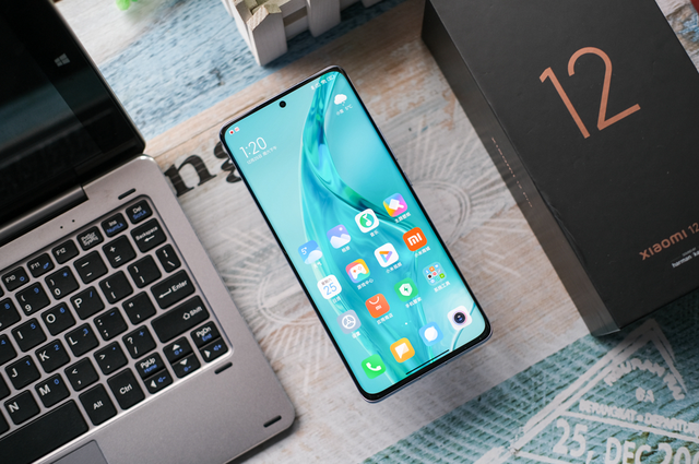 显示器|买手机不要抠搜,目前这4款旗舰机最值得买,有你喜欢的吗?