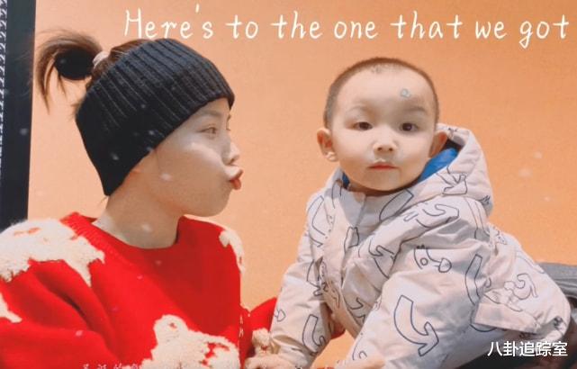 奇奇|利用孩子捞金？田静直播10小时，奇奇悦悦中途代播，网友：太荒谬