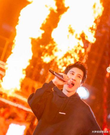 |王力宏怕爆“换手机号码躲李靓蕾”登热搜！网友狂酸：消停吧