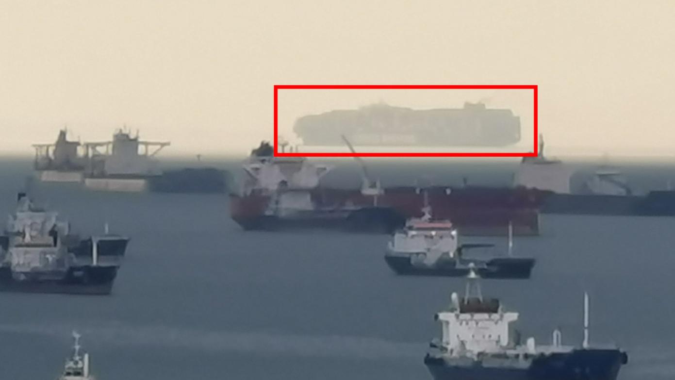 罕见！新加坡海面上空出现悬浮轮船，专家：海市蜃楼