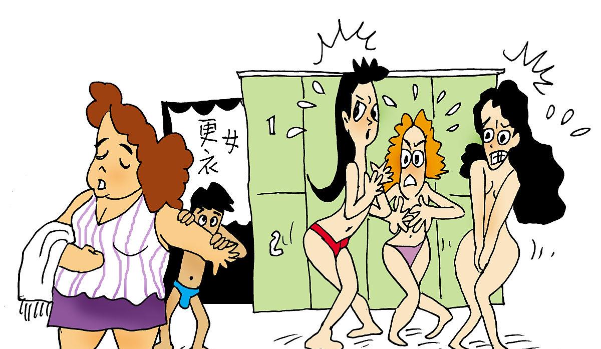 辽宁:俩女子穿泳衣站河中旁若无人地搓澡,周围人挺多感觉不太好