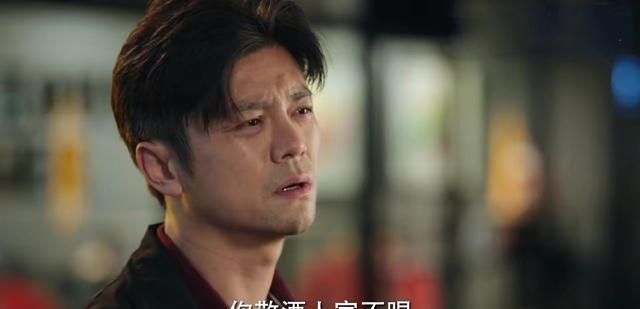 《底线》孟伟酒后坠楼,孟母拒要80万赔偿,用2块钱唤醒人性的善