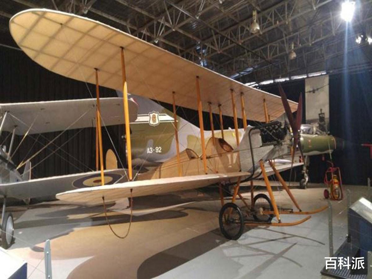诡异视频!1923年一道巨大天空之墙将海洋分开,是外星人干的吗?