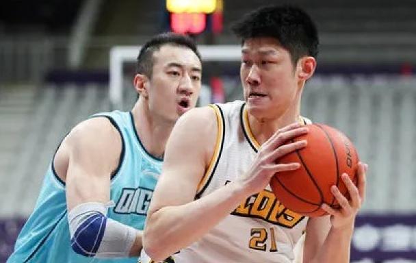新疆男篮|CBA34轮综述：广厦输球丢榜首位置，新疆惜败深圳基本无缘季后赛