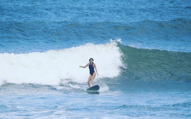 天王嫂|41岁“前天王嫂”近照曝光，超模身材走形却被网友夸赞：健康美