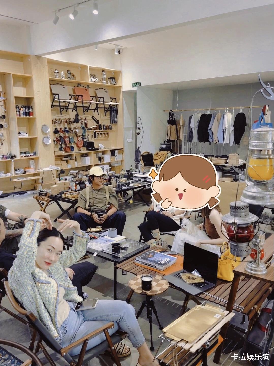 杜江|杜江霍思燕一起 探店过二人世界，网友：杜江咋开始留长发了，达咩