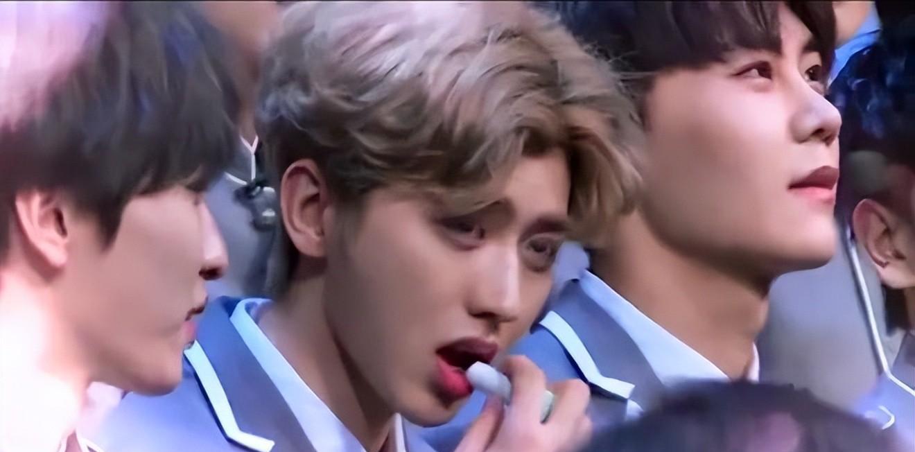 黄志忠|小鲜肉把老戏骨气到当场骂街:你他妈比娘们儿还娘们儿,什么玩意!