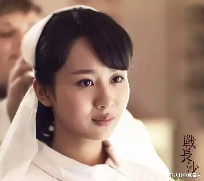 血糖 “自然美女”是假的，脸大嘴厚，小眼黑皮，旧图揭露“人间真实”