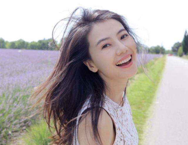 高圆圆|“国民女神”高圆圆：人前清纯，人后疯狂，表里不一让人一言难尽