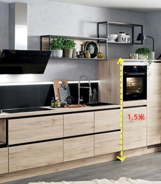 第一次见到厨房这样规划:不打吊柜,地柜打成高低柜,拿取超方便