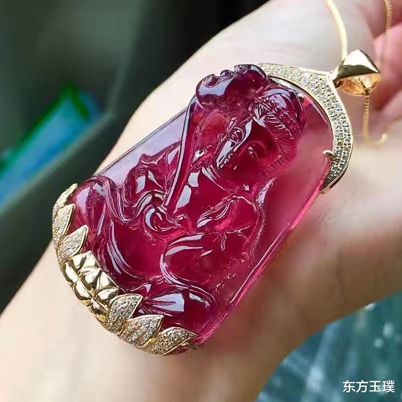 红宝石|碧玺和红宝石与石榴石都有什么区别?