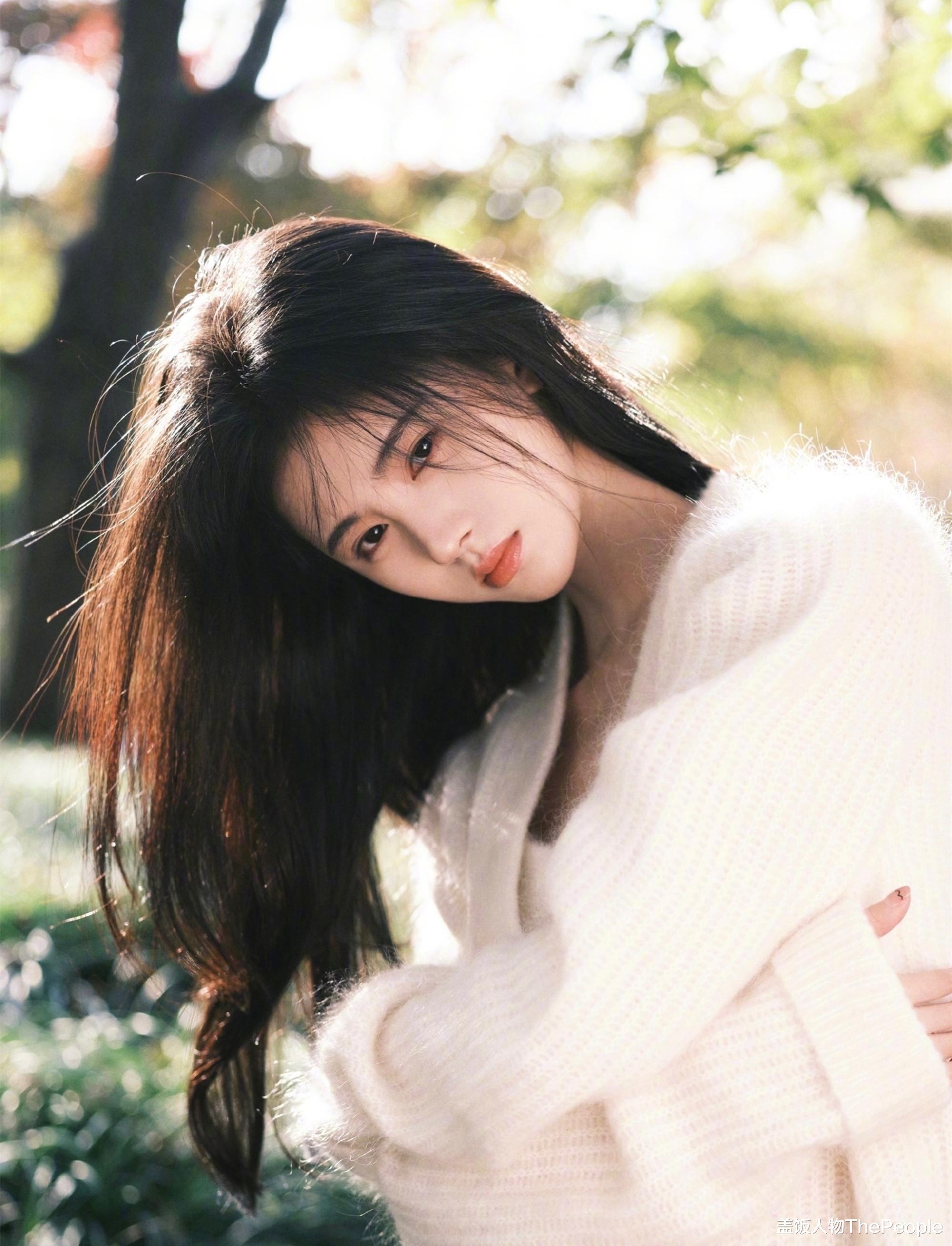 鞠婧祎|继千金妆、奶醉妆后,又一妆容走红?求求女明星们别再无脑跟风