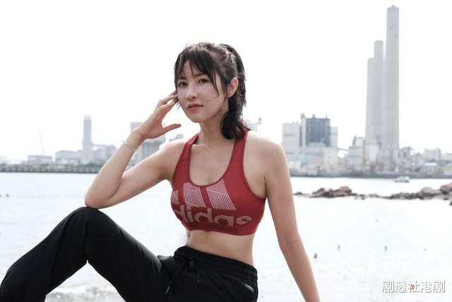 TVB|TVB知名女星采访时遇袭！遭70岁老太殴打，本人回应：会追究到底