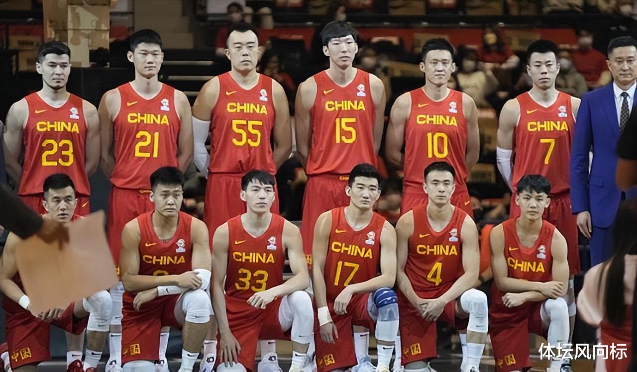 中国男篮|中国男篮亚洲杯5天3赛，能否晋级须看篮网队眼色？四大国手成关键