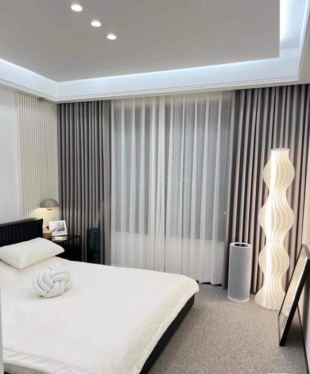 发现一户人家的装修，那叫一个高级，第二套房我也要这样装