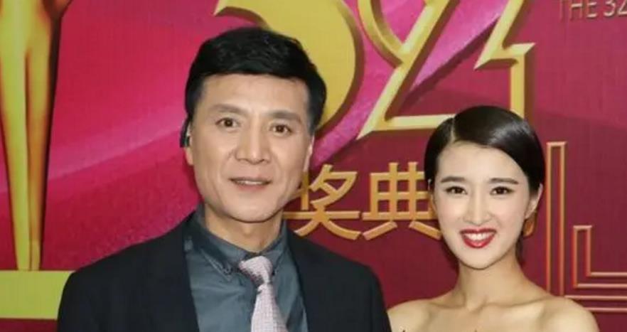 刘之冰|刘之冰:一婚娶副教授,二婚娶知名演员茹萍,如今继女成他的骄傲