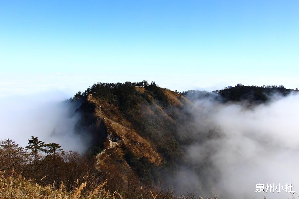 西岭雪山|西岭雪山，心中的香巴拉，一日观四季，十里不同天