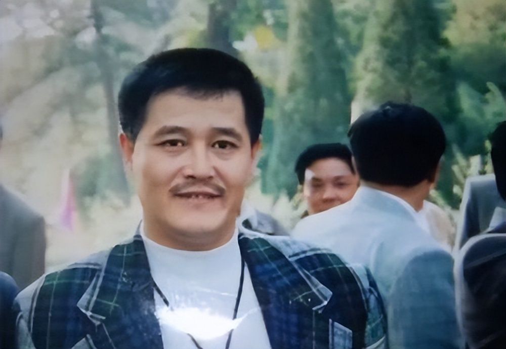 赵本山|赵本山和葛淑珍离婚31年后才发现，被低估的前妻，如今高攀不起！