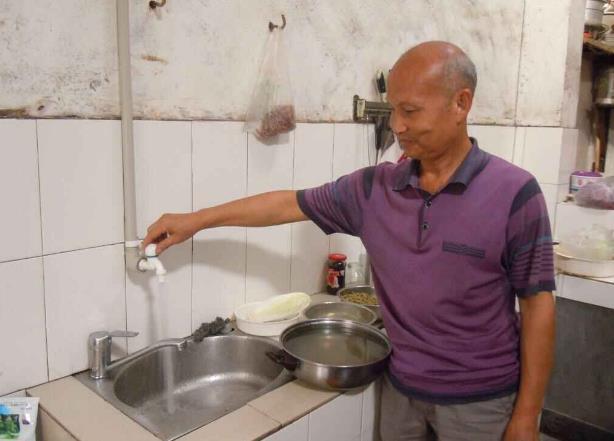 桶装水和烧开的自来水,喝哪一个更健康?看完后你就知道了!