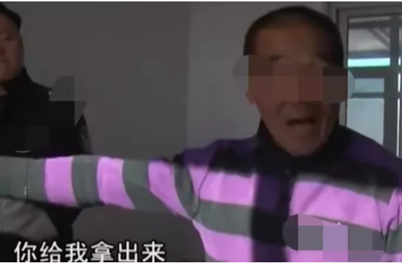 辽宁,沈阳。冯先生借某行30000元7年未还被执行,冯先生却称:这钱不是我借的
