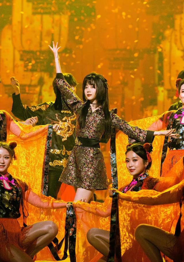 谭松韵|谭松韵粉丝质疑《王牌》欺负人：名字被打成赵今麦，出镜仅5分钟