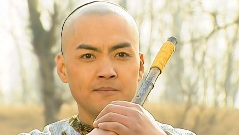 朱宏嘉|从《还珠格格》到《覆流年》，“换脸式”演技出圈，朱宏嘉火了