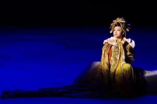 摄影爱好者|坐在布达拉宫里的文成公主