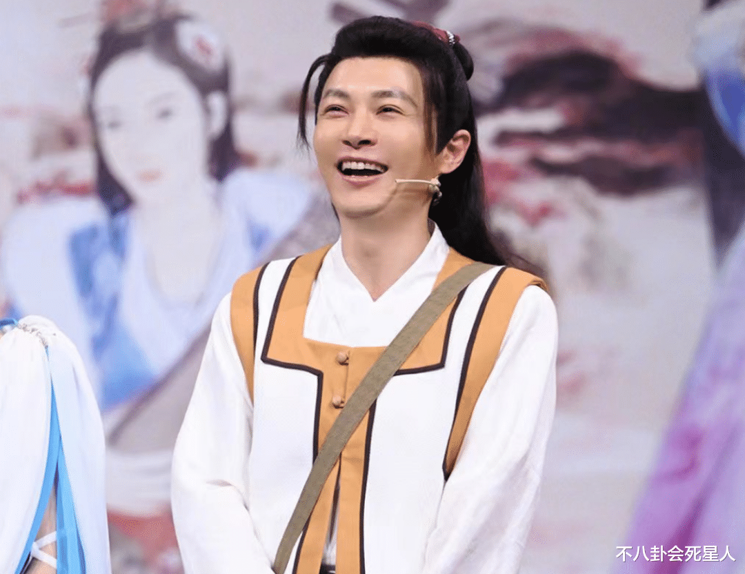 吴彤|娱乐圈明星,正在靠“贩卖情怀”赚得盆满钵满