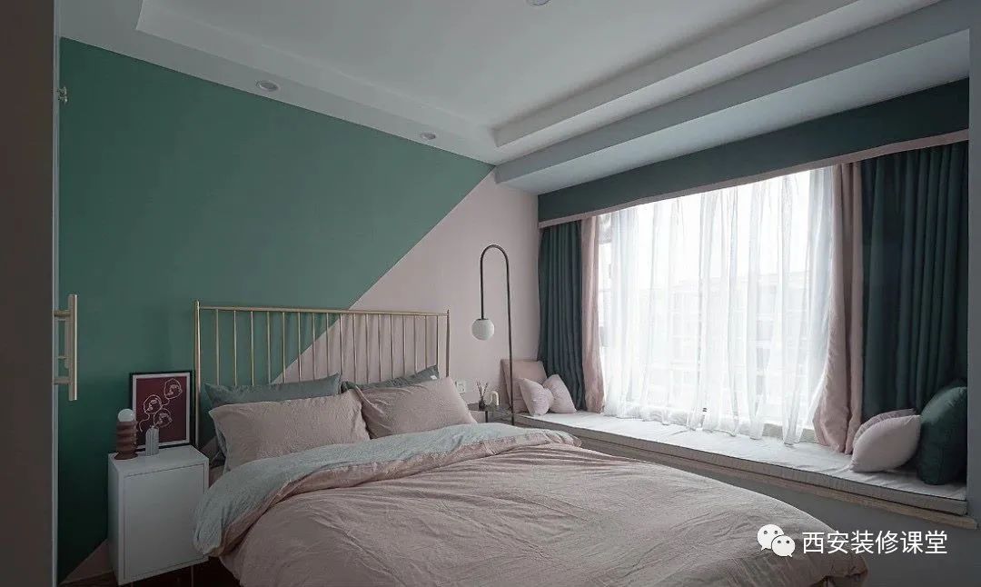 卧室窗帘颜色怎么配?掌握简单技巧