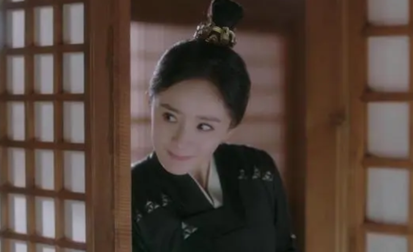 郝文婷|去有风的地方:41岁郝文婷给31岁吴倩演妈,这让扮嫩演员还咋玩啊