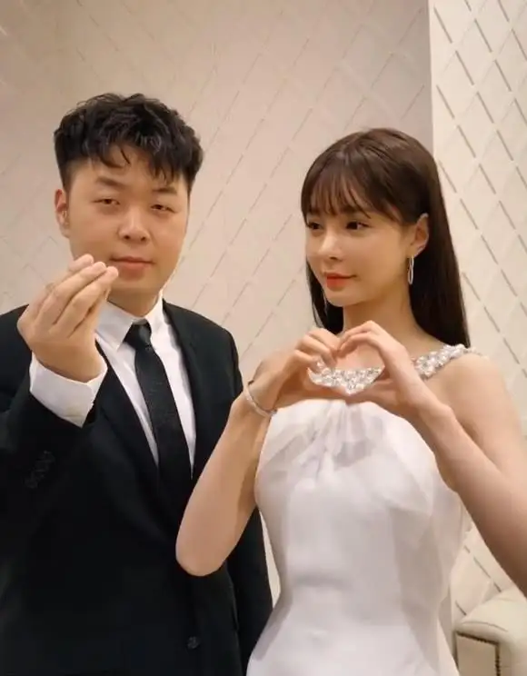 主持人|给湖南卫视的十大主持人排个名,“快乐家族”3人垫底,汪涵排第2