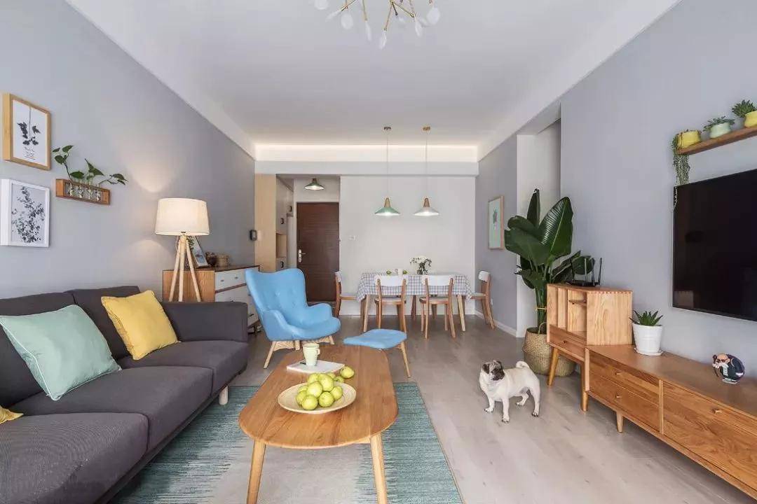 客厅有横梁怎么装修好看?有钱人都这样装,漂亮