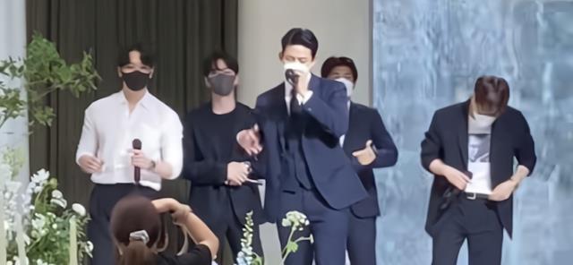 费曼|黄灿胜喜得千金升级当爸，成为2PM第一位人父！