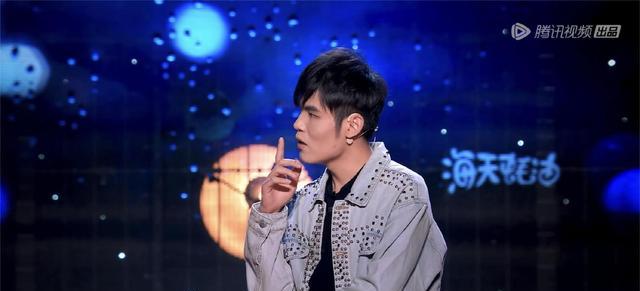 周杰伦|《怎么办脱口秀专场》中,何广智cos周杰伦,这侧脸也太像了吧