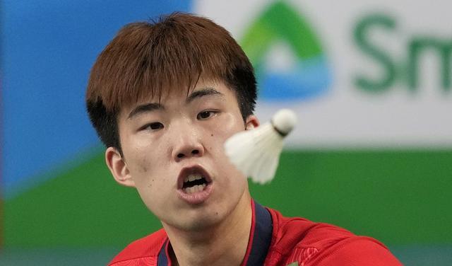 国羽|国羽两将进单打四强，亚锦赛半决赛四场硬仗，翁泓阳翻越高山