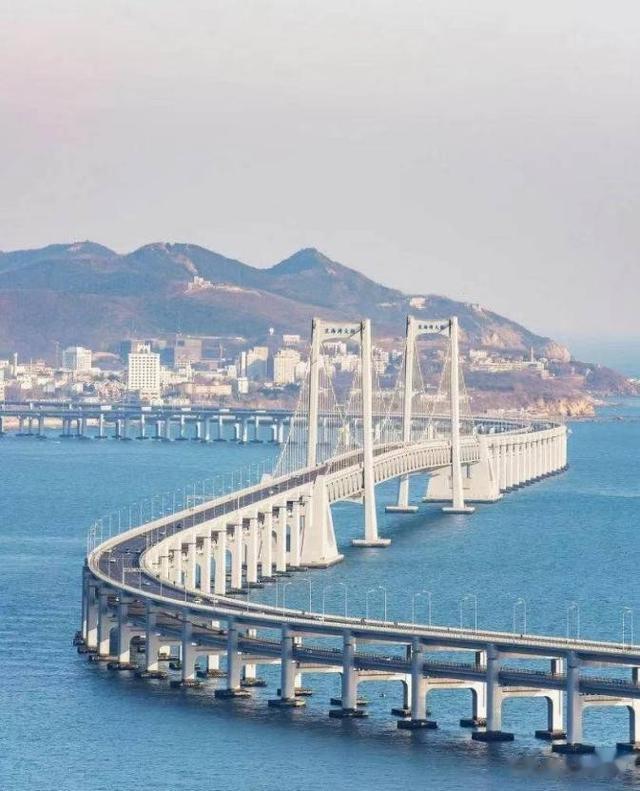 天猫|从互联网大厂返乡的年轻人：曾想过赚几年快钱，辞职后发现自己重回少年，再也不想996