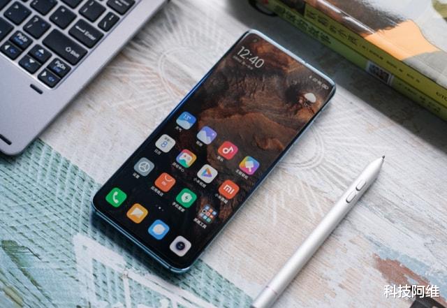 小米科技|从3799元跌至2379元，12GB+256GB+后置四摄+曲面屏，售价更亲民了