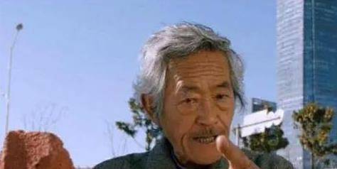 脏话|国家一级演员却无戏可拍,现在成为网红,76岁凭一句脏话火遍全国