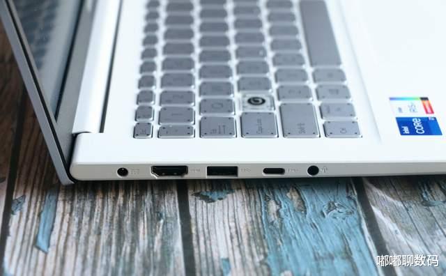 航天|年轻人买轻薄本必看颜值！3款多彩配色+航天联名，a豆引领焕新潮