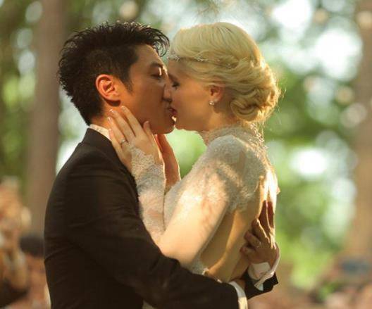 撒贝宁|有种散养叫撒贝宁妻子,放纵孩子啃拖鞋!她还这样回答