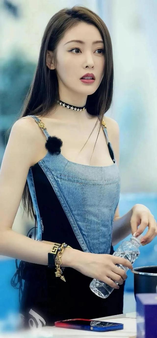 张天爱|分享美图—性感迷人的张天爱