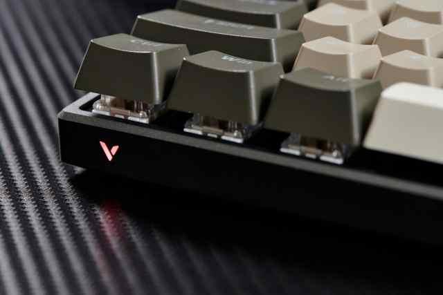 雷柏V700-8A机械键盘评测：以其本色为世界添色