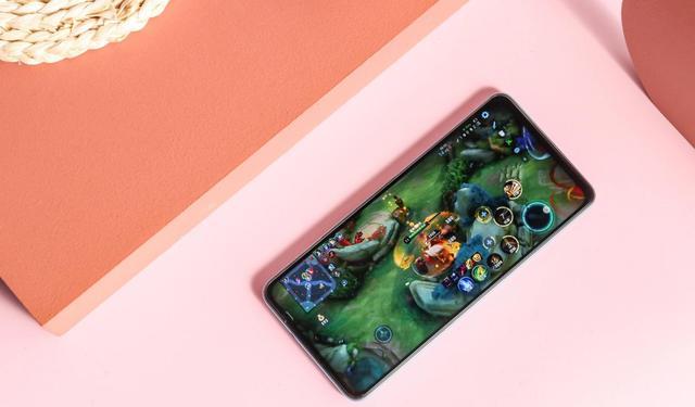 天猫|vivo也有杀手锏，6000mAh大电池+5000万超清影像，千元价卖给用户